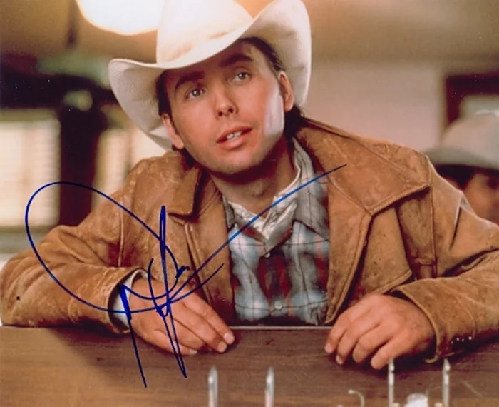 Dwight Yoakam autograph