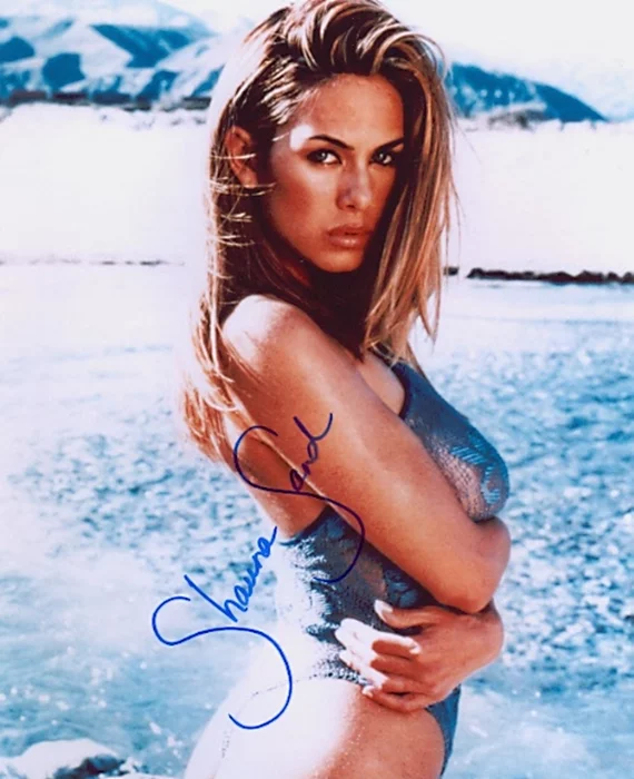 Shauna Sand autograph