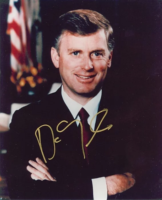 Dan Quayle autograph