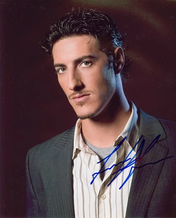 Eric Balfour autograph