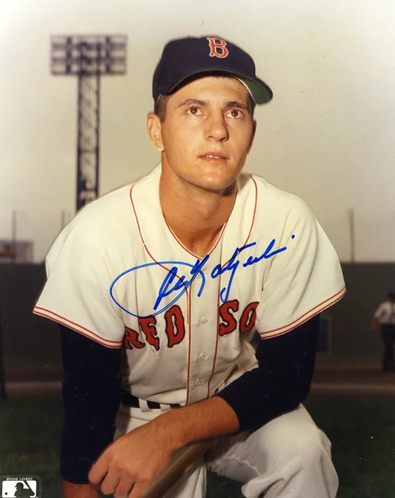Carl Yastrzemski autograph