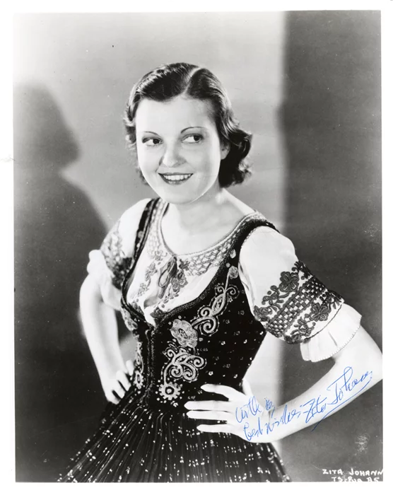 Zita Johann autograph
