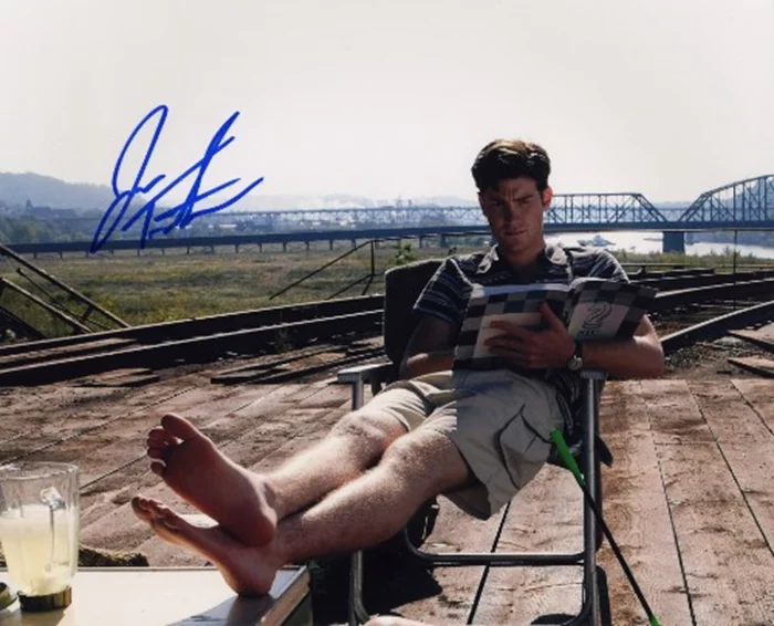 Jon Foster autograph