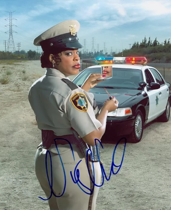 Niecy Nash autograph