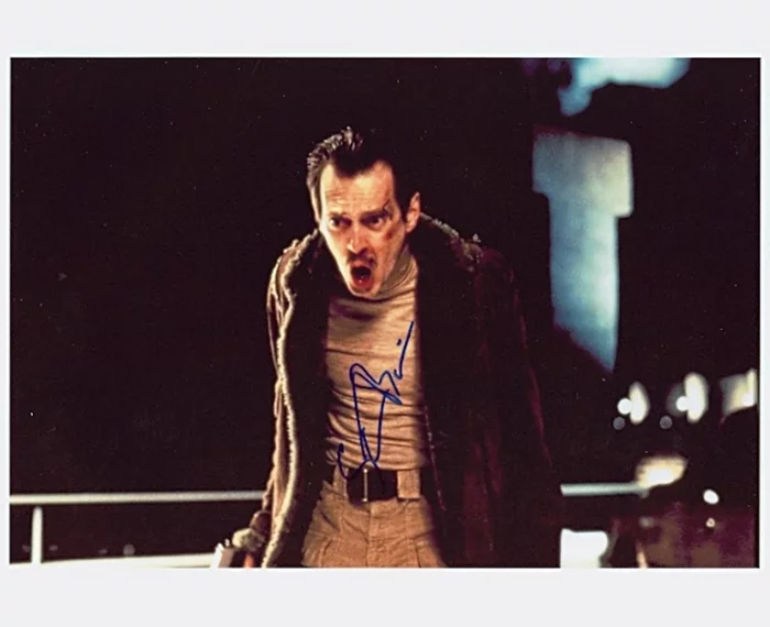 Steve Buscemi autograph