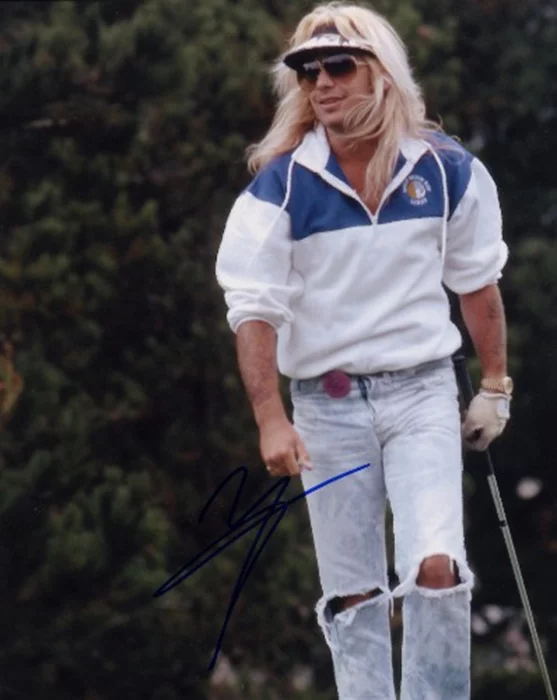 Vince Neil autograph