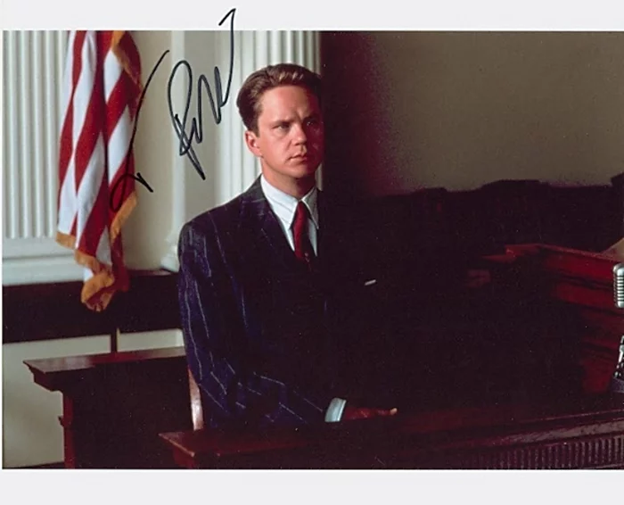 Tim Robbins autograph