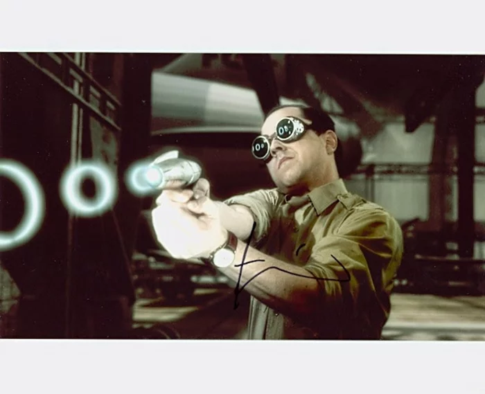 Giovanni Ribisi autograph