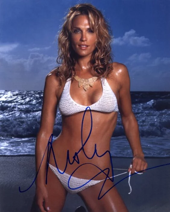 Molly Sims autograph