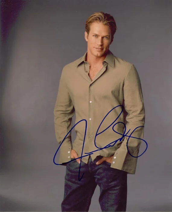 Jason Lewis autograph