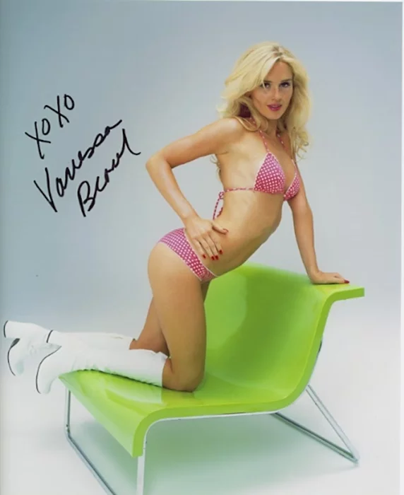 Vanessa Branch autograph