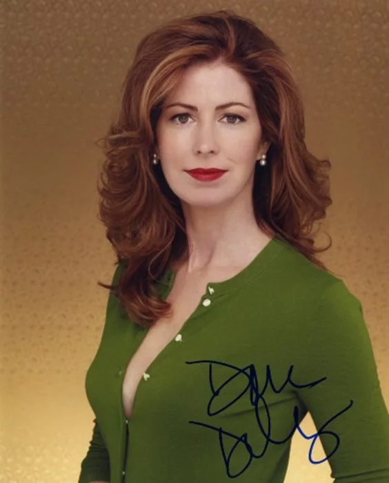 Dana Delany autograph