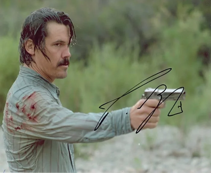 Josh Brolin autograph