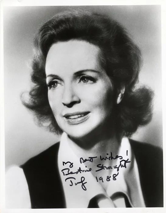 Beatrice Straight autograph