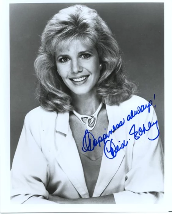 Heidi Bohay autograph