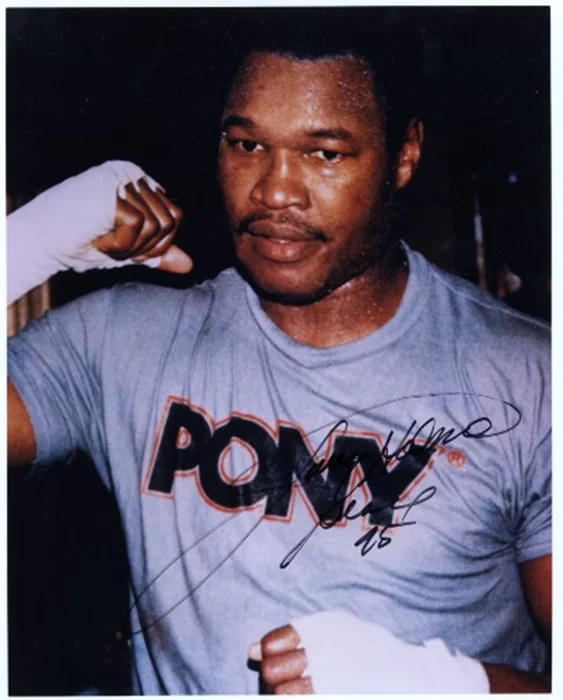 Larry Holmes autograph
