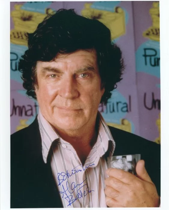 Alan Bates autograph