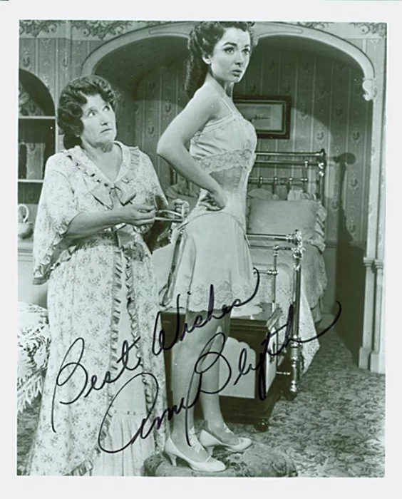 Ann Blyth autograph