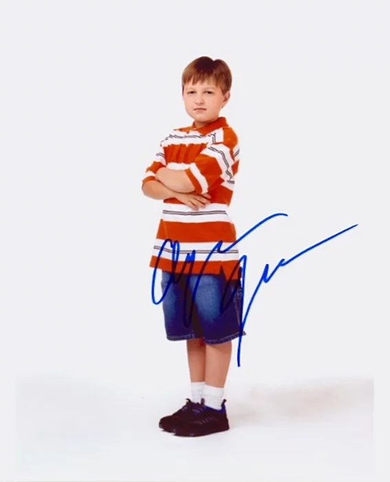 Angus Jones autograph