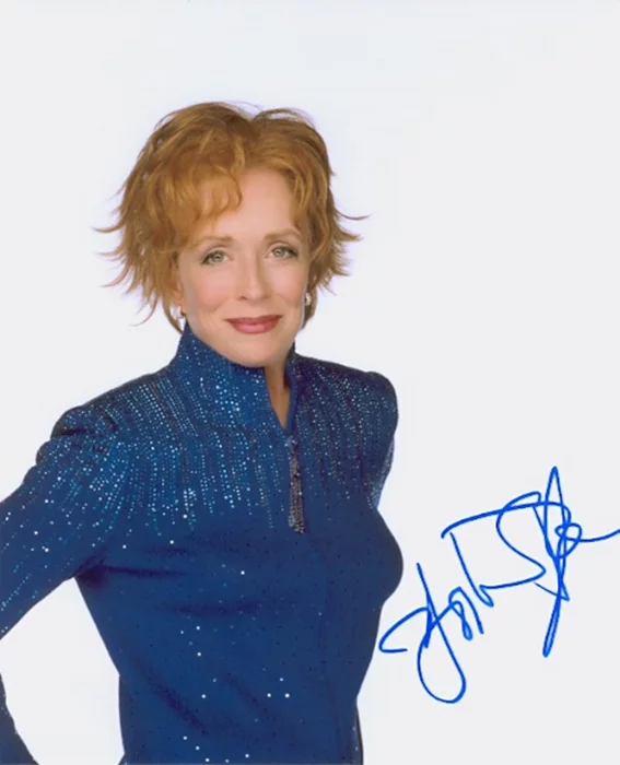Holland Taylor autograph