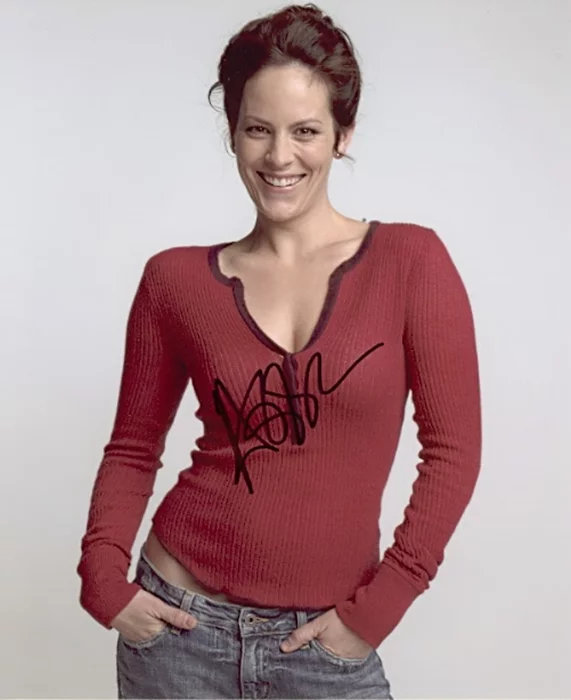 Annabeth Gish autograph