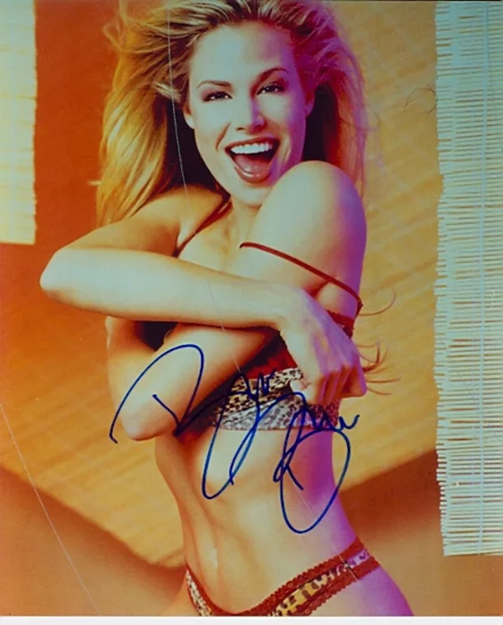 Brooke Burns autograph