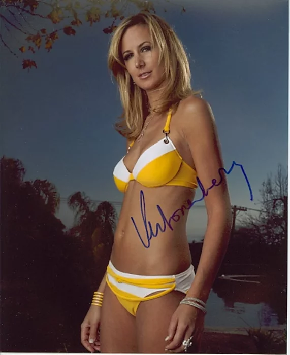 Lady Victoria Hervey autograph