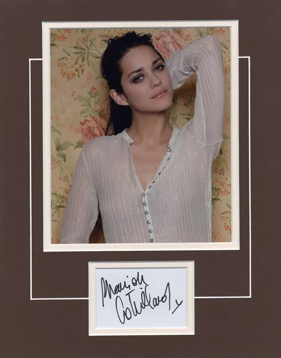 Marion Cotillard autograph
