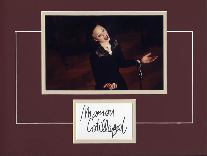 Marion Cotillard autograph