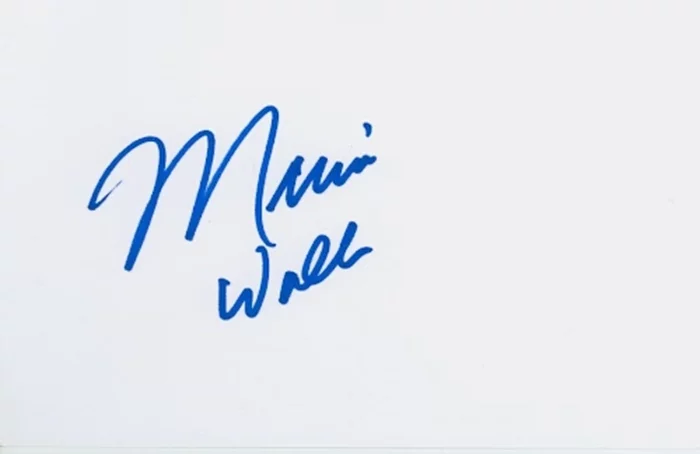 Marcia Wallace autograph