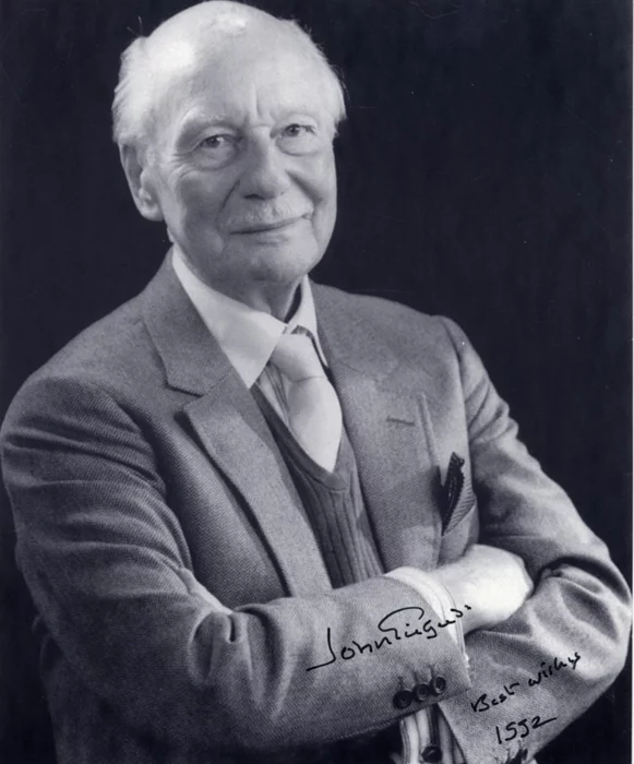 John Gielgud autograph