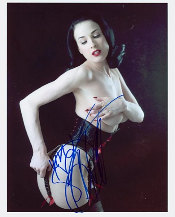 Dita Von Teese autograph