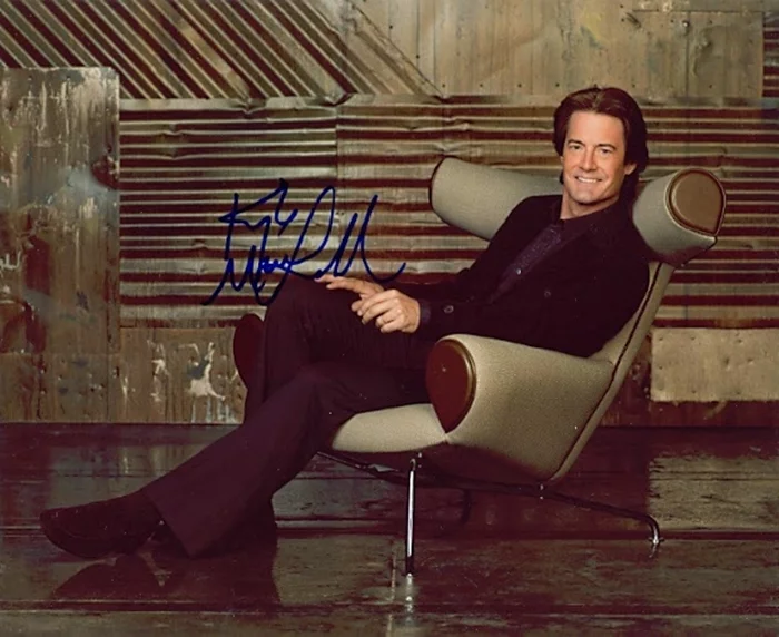Kyle MacLachlan autograph