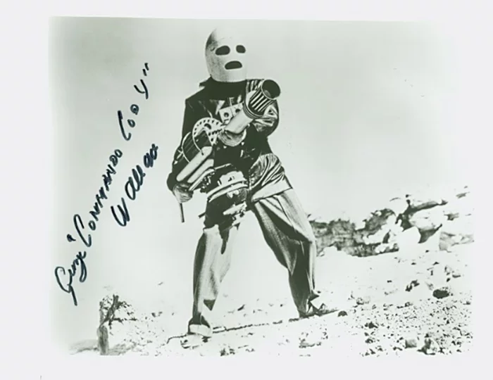 George Wallace autograph