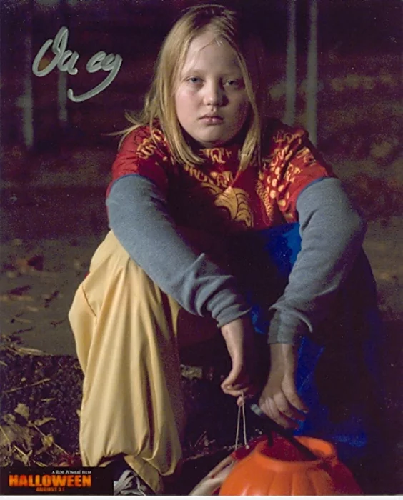 Daeg Faerch autograph