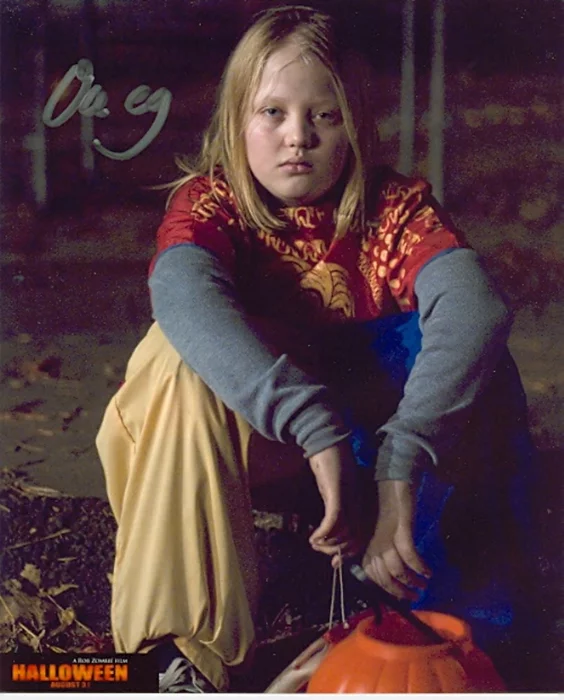 Daeg Faerch autograph