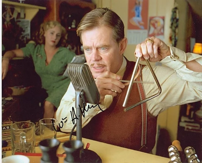 William H. Macy autograph