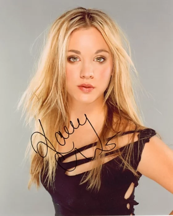 Kaley Cuoco autograph