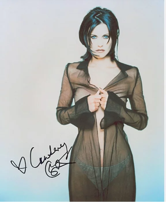 Courteney Cox autograph