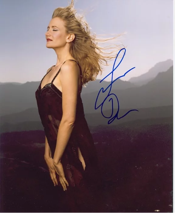 Laura Dern autograph
