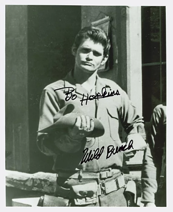 Bo Hopkins autograph