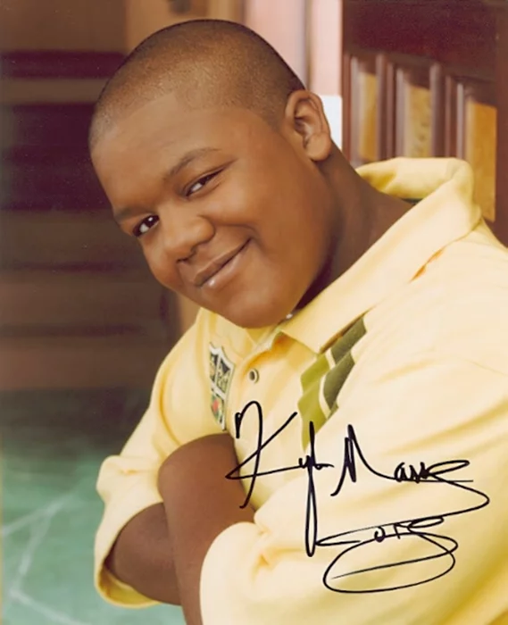 Kyle Massey autograph