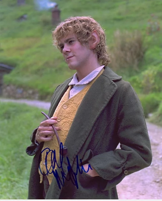 Dominic Monaghan autograph