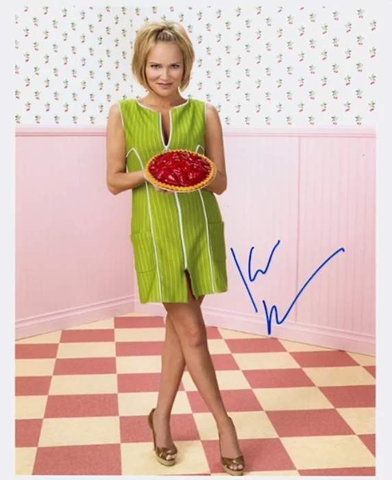 Kristin Chenoweth autograph