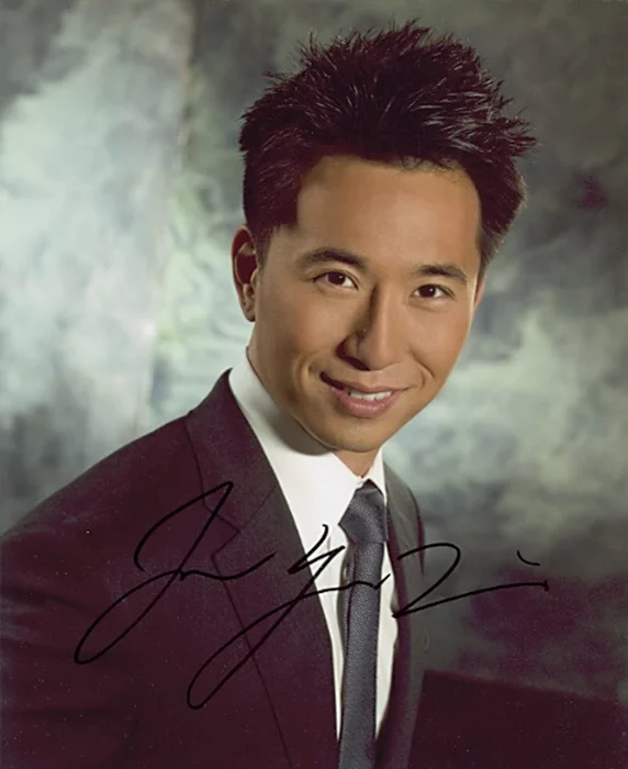 James Kyson Lee autograph