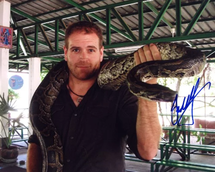 Josh Gates autograph
