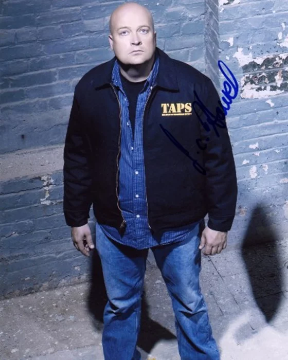 Jason Hawes autograph