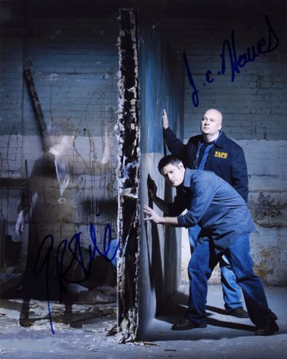 Ghost Hunters autograph