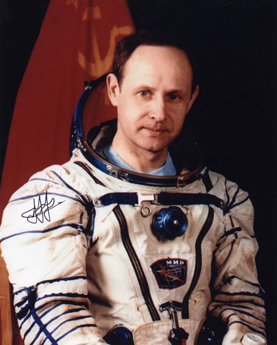 Anatoly Artsebarsky autograph
