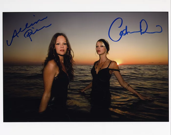 The Pierces autograph